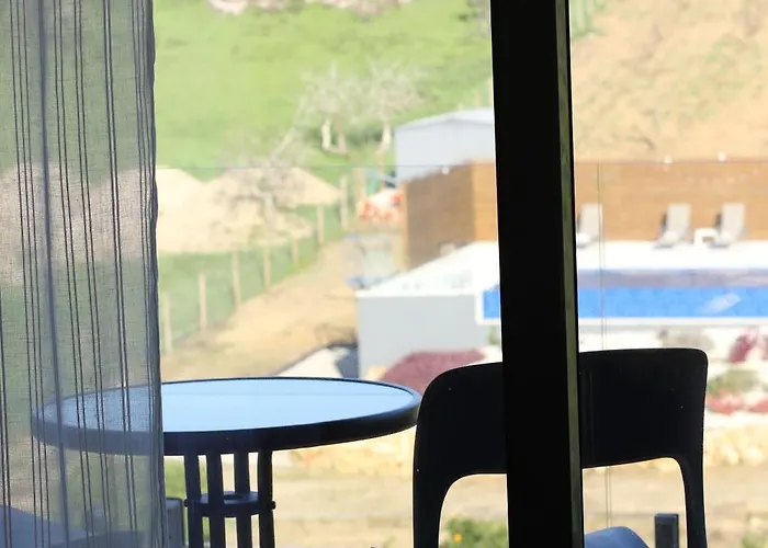 Zambujal Κατάλυμα σε φάρμα Σεσίμπρα