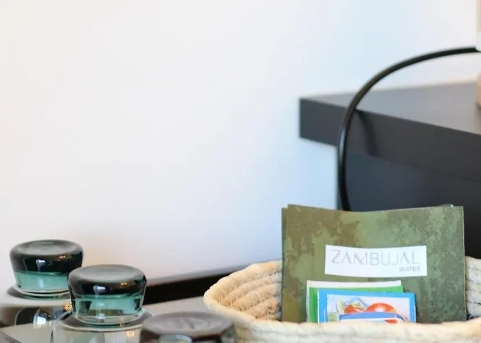 Zambujal Κατάλυμα σε φάρμα Σεσίμπρα