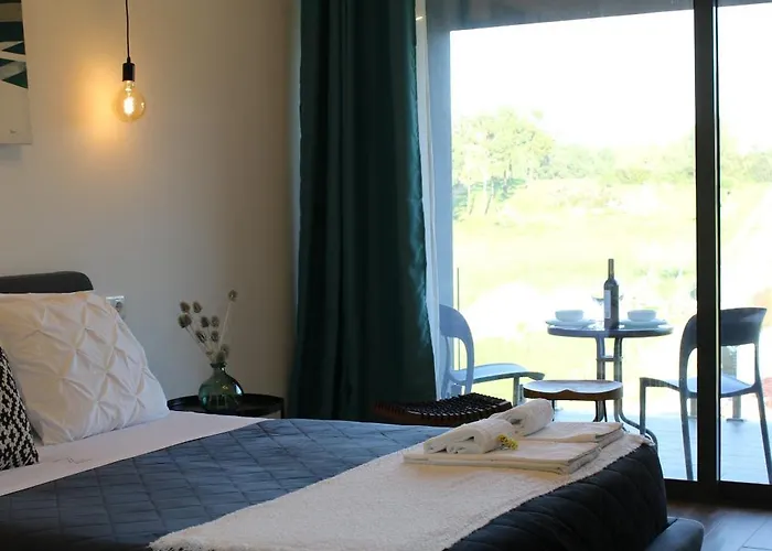 Κατάλυμα σε φάρμα Zambujal Σεσίμπρα